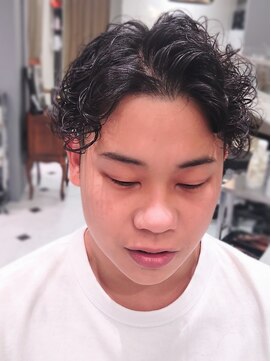 パール(PEAR+L) メンズカット×かき上げヘア×スパイラル×マッシュウルフ