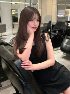 フィル 横浜(fil) タッセルbob_大人ガーリーダークアッシュ似合わせカット