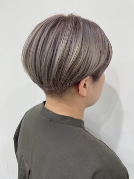 イフプロデュースドバイアミカ(iF produced by Amica) ショートカットハイカラー