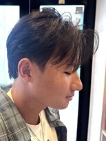 オーシャントーキョー(OCEAN TOKYO)&nbsp;韓国マッシュフェザーパーマニュアンスパーマセンターパート黒髪