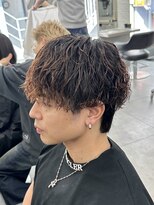 オーバルバイアピッシュ(OVARL by apish)&nbsp;ニュアンスパーマサーフカールシャドウパーマメンズカット