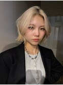 ブロンドカラーの海外風ボブ＊