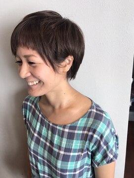 ロテヘアーネイル(rote hair nail) 分け目なしショート