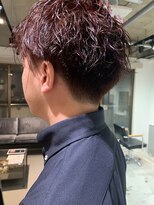 イズ(iss)&nbsp;メンズ　レッド　パーマ