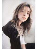 アンド(AND)&nbsp;白髪ぼかし　レイヤーロング　ハイライト　プレミアムカラー