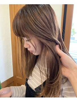 ヘアーサロン オンリーホープ(HAIR SALON ONLY HOPE) クリームベージュ/鈴木隆太