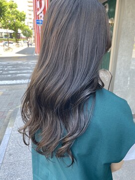 ミニム ヘアー(minim hair) 【minim×日比】カーキグレージュ