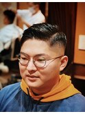 刈り込みバーバースタイル