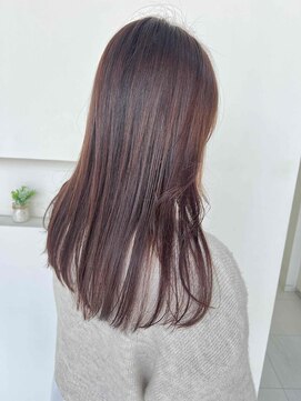 スリーヘアーデザインズ(Three Hair Designs) 柔らかピンクグレージュ