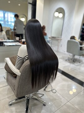 ブランニューイヴ 生駒店(Brand new eve) 小島の髪質改善ストレート