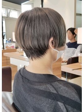 フロア(FLOOR) #ラインしっかり#オレンジ打ち消すカラー#まるみライン