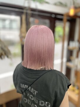 リッカ(RICCA) 【ダブルカラー】ハイトーンピンク×切りっぱなしボブ♪