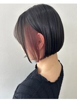 メラク バイ コア(Merak by CoRe.gn) ミニボブ × イヤリングカラー