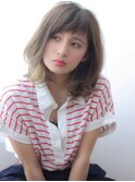 小顔オン眉ショートバングレージュブルージュ透明感くびれヘア