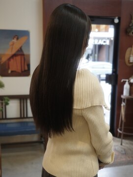 チャプター 問屋町(chapter) ケアカラーオリーブグレージュ艶暗髪ロング