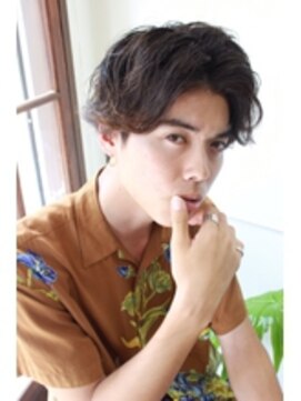 クート 東川口(ku-to) 無造作ショートマッシュツーブロ刈り上げスタイル