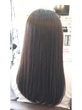 楽流頭 オブヘアー(of hair) ナチュラルストレート☆