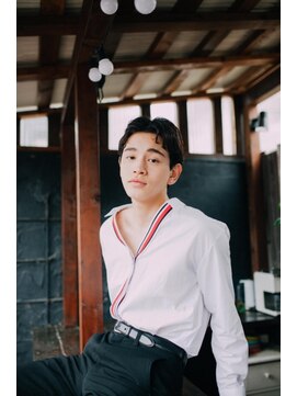 グランシャリオ 笹塚店(Grand Chariot) 【GrandChariot 笹塚】好印象抜群!センター分け爽やかショート