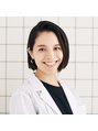 毛髪花学研究所 アゾイ 先生