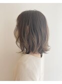 会社勤めの方におすすめのスタイル ミディアム ベージュ