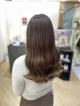 ユニ バイ マグ 長野店(Uni.by Mag) 20代30代40代大人可愛いナチュラルベージュ透明感