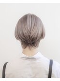 ハンサムショート/センターパート/フェイスフレーミングブリーチ