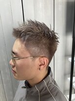 グロウ(GLOW)&nbsp;山梨甲府美容室メンズベリーショートホワイトベージュ