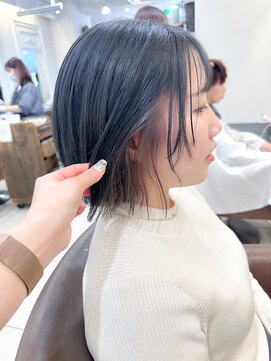 ネオリーブアイム 横浜西口店(Neolive aim) ボブルフインナーカラーブルーグレー×シアーベージュ【横浜】k