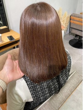 ミュラ(mulah) アッシュベージュ艶カラー＊ブリーチなし透明感カラーストレート