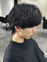 ヒュイル バイ ニアウ(Hwyl by Niau)&nbsp;メンズマッシュパーマニュアンスパーマシャドウパーマ刈り上げ