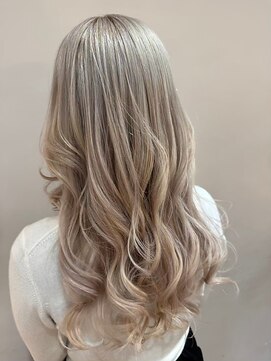 イーストハムヘッドショップ(EAST HAM head shop) 艶髪ウェーブ/髪質改善/透明感カラー/ホワイトグレージュ