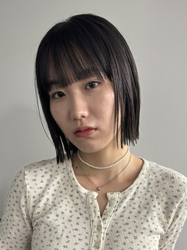 ラフ 新宿(Laff) 切りっぱなしボブ　黒髪スタイル　縮毛矯正　髪質改善　似合わせ