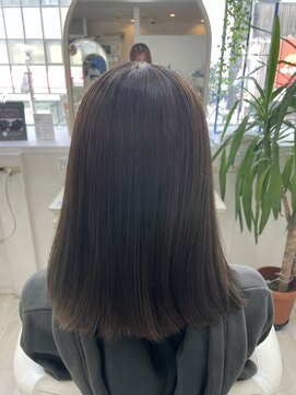 アルターシェリー(aL-ter che'rie) アッシュブラウンカラー[暗めカラー/グランマッシュ]