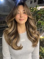 ヌエン 渋谷(NU/EN)&nbsp;バタフライレイヤー /バレイヤージュハイライト/ブロンド
