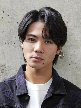 ログ(LOG) ナチュラルセンターパート ニュアンスパーマ メンズパーマ 黒髪