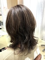 アズール 草加(azule)&nbsp;ウルフ　レイヤー　ふんわり巻き髪スタイル