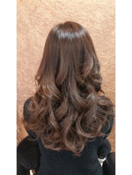 リキラブアンドボディ(RIKI LOVE&BODY) カット＆カラー