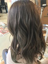 スタイル 成城学園前(STYLE) ハイライトカラー デジタルパーマ 似合わせ グレージュ1