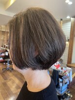 リリー(Lily)&nbsp;【lily中央林間】ふんわりシルエットに♪前上がりショートボブ