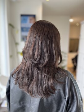 ルシードスタイル　ムースユイット(LUCIDO STYLE mousse8) レイヤーカット×艶カラー