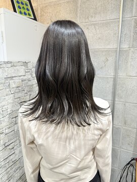 セプトヘア(sept hair) ミディアム　透け感グレージュ