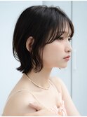 くびレイヤー前髪ありベージュボブ 外はね【AIN.表参道】川原
