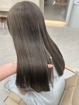 ノルン バイ シェリッシュ(Norn by sheriche) ミルティー/ミルクティーグレージュ