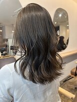 ユッカ 梅田(YUCCA)&nbsp;【 YUCCA 】大人可愛い20代30代40代 ミディアム/オリーブカラー