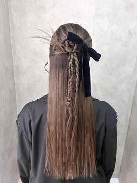 フェリーチェ(Felice) カチモリアレンジ ハーフアップ リボン 参列ヘア ライブヘア