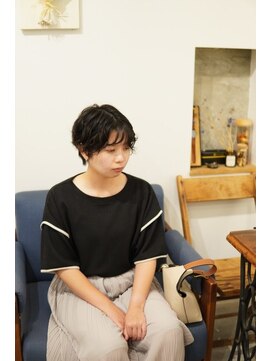 ナナシ(NaNaShi) ショートパーマ