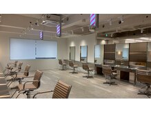 アンフェイス(ann FACE)の雰囲気(明るく温かみのある店内です。)