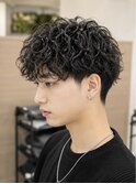 強めスパイラルツーブロックマッシュ