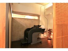 ヘッドスパ用の個室をご用意しております