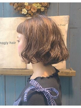 マギーヘア(magiy hair) magiy hair【nishibe】フェミニンボブ